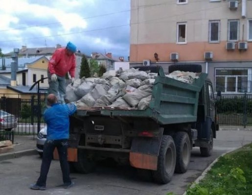 Вывоз строительного мусора (самосвалы, газели). Грузчики стоимость услуг и где заказать - Пермь